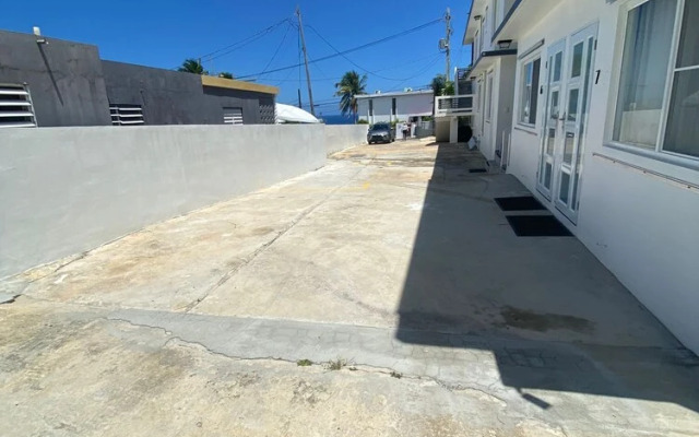 Sea Breeze Tunnel Hideaway 7