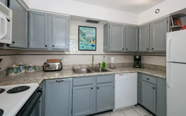 Enclave Condo 701a by Destin Getaways