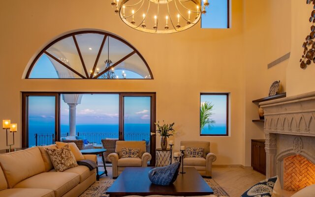 Villa With Sweeping Ocean Views From Pedregal: Casa Stella