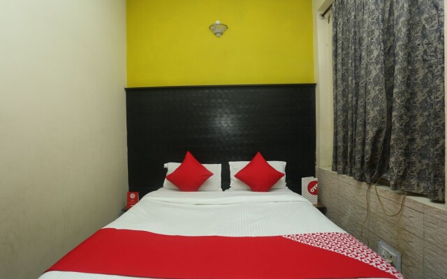 Gaurav Boarding House by OYO Rooms