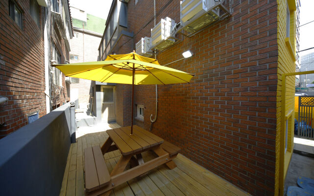 24 Guesthouse Seoul Cheongryangri