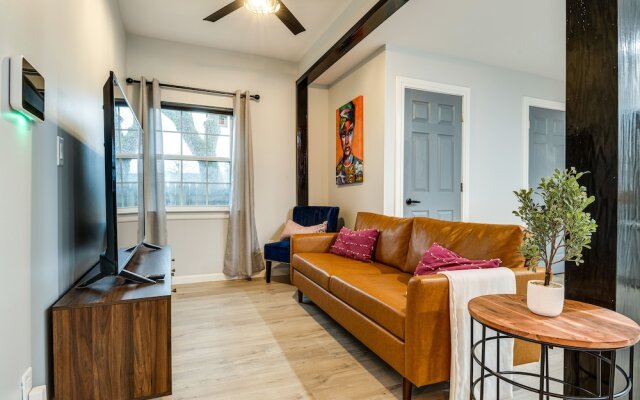 Modern Indianapolis Home < 2 Mi to Downtown!