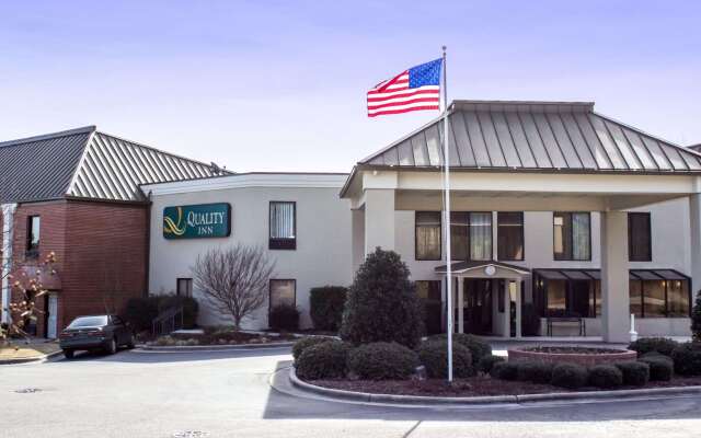Quality Inn & Suites Wilson I-95