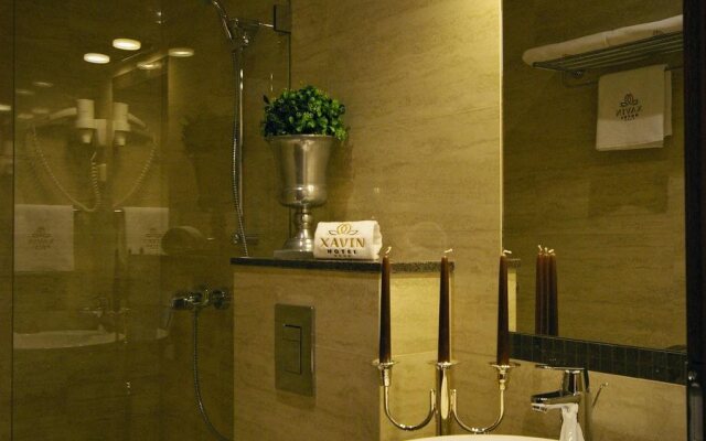 Xavin Hotel