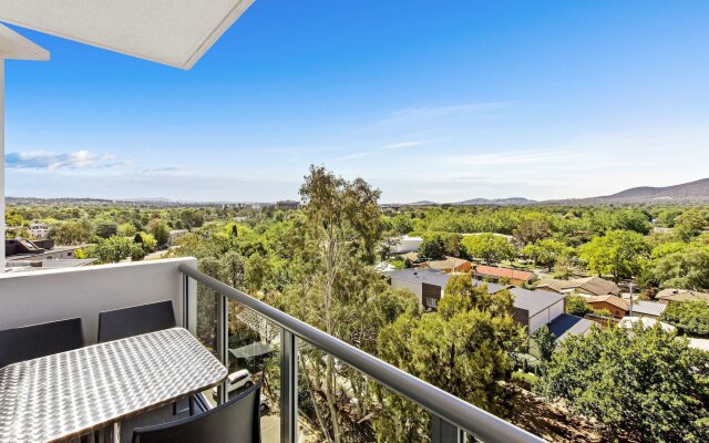 Adina Serviced Apartments Canberra Dickson