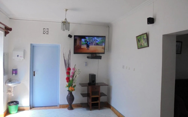 Acacia Gardens Homestay