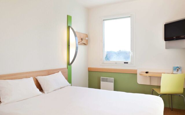 ibis budget Mantes-la-Jolie Sully