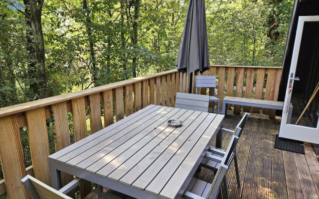 Lovely Private Chalet Near Durbuy