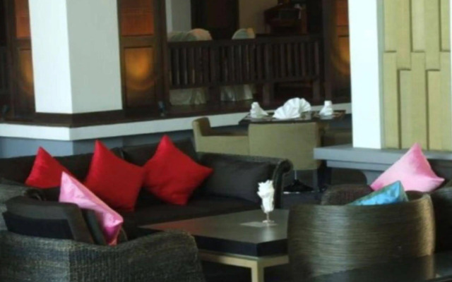 Sunee Grand Hotel and Convention Center