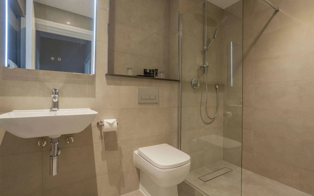 Oatlands Park Hotel