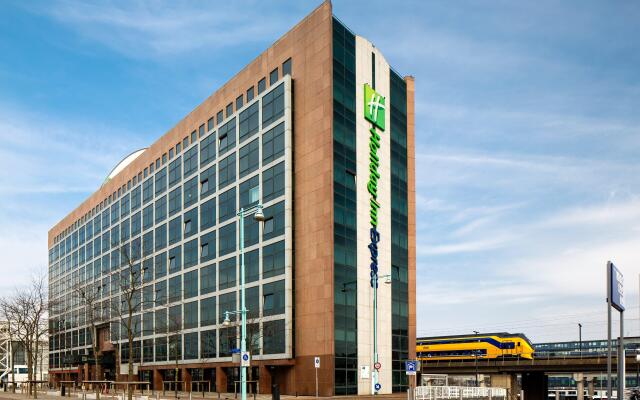 Holiday Inn Express Amsterdam - Sloterdijk Station, an IHG Hotel