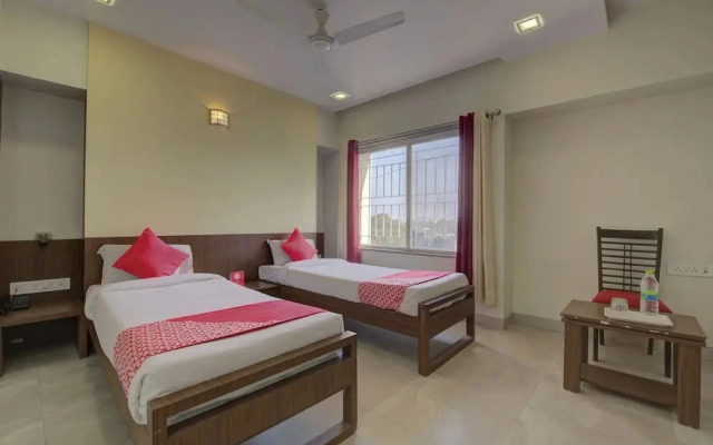Hotel Ashwamedh Residency by OYO Rooms