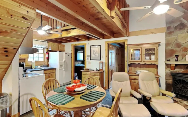The Old World Chalet by Taylor Made Deep Creek