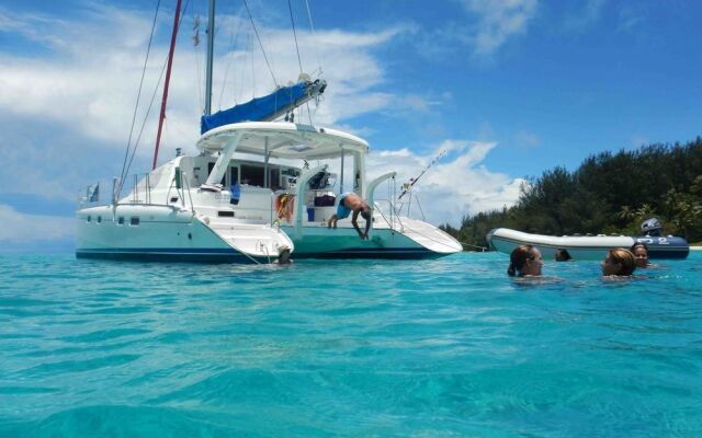 Tahiti Sail and Dive