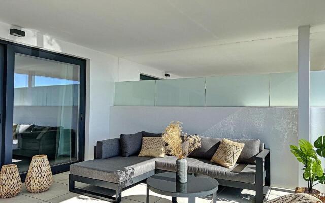 Via Celere 2332 Luxury Sea View Apartment