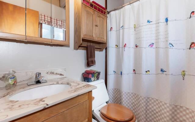 044 - Lazy Bear Chalet