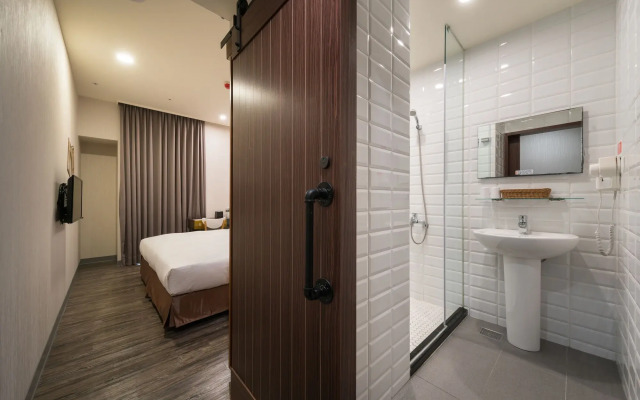 Skyone Hotel