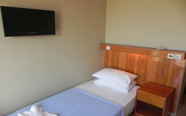 Akpinar Otel Cesme
