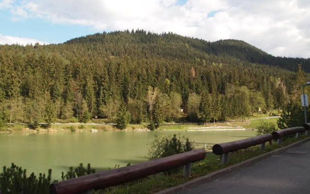 Hrabovo Lake View Apartment