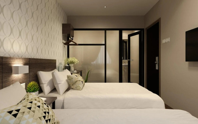 The Square Hotel