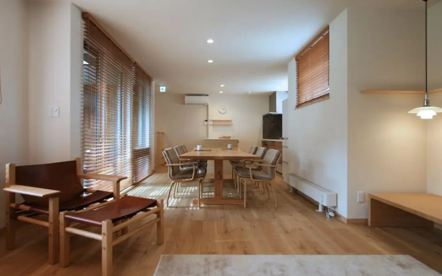Shimogoryo House