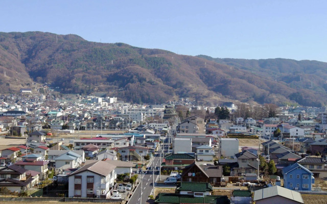 Suwa Lake Side Hotel