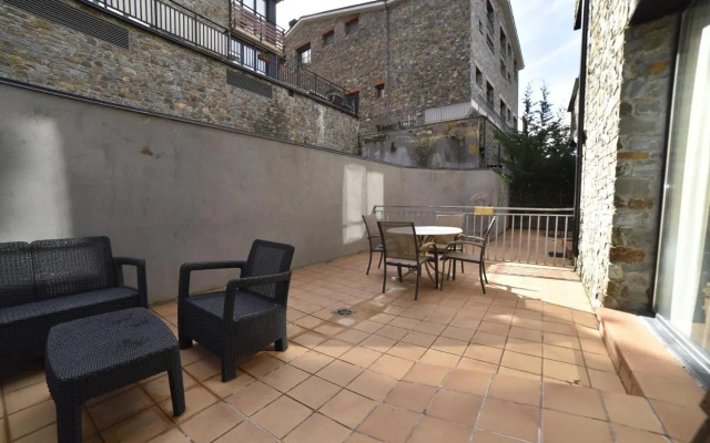 Placer, naturaleza y terraza en Canillo HUT-8207