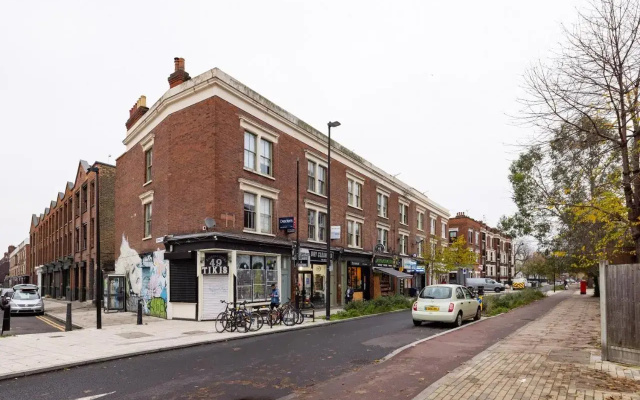 The London Nook - Stunning 2BDR Flat with Garden