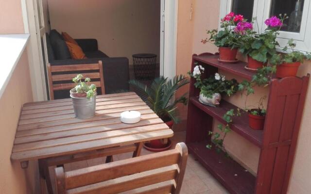 RUNFULIA Apartments & Rooms