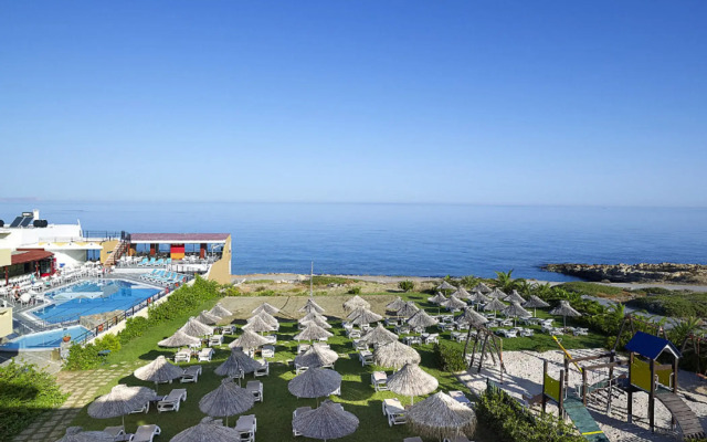 Sissi Bay Resort