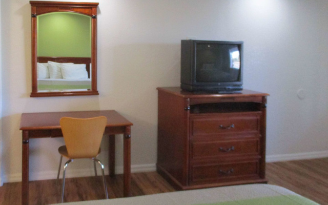 Motel 6 Fresno, CA