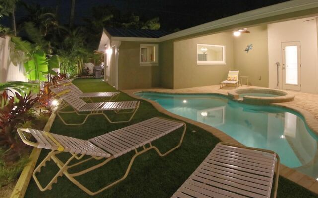 AMI Beach Home Apartment 4