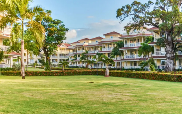Luxury Penthouse Hispaniola Beach