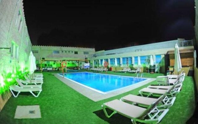 Be Center Hotel