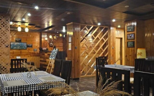 The Black Morel Hotel & Restaurant