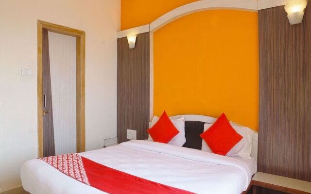 OYO Flagship 24766 Hotel Sonai Palace