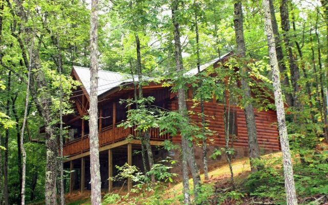 Whispering Winds 2 Bedrooms 2 Bathrooms Cabin