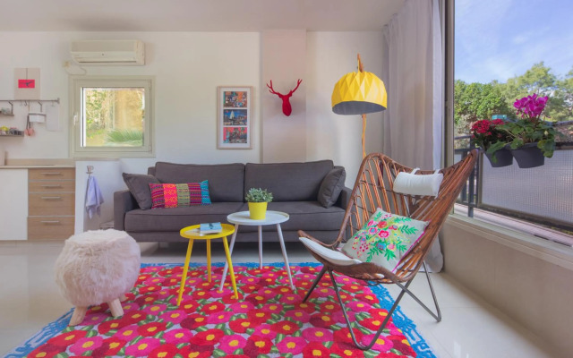 Boulevard View 2 Bedrooms Near the Beach