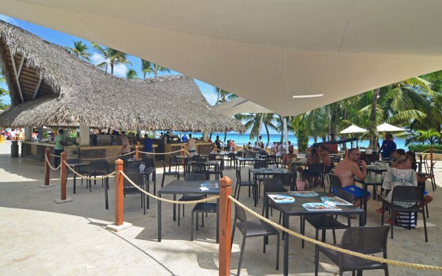 Beach Front Apartment No01