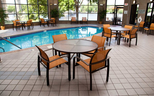 Courtyard La Crosse Downtown/Mississippi Riverfront