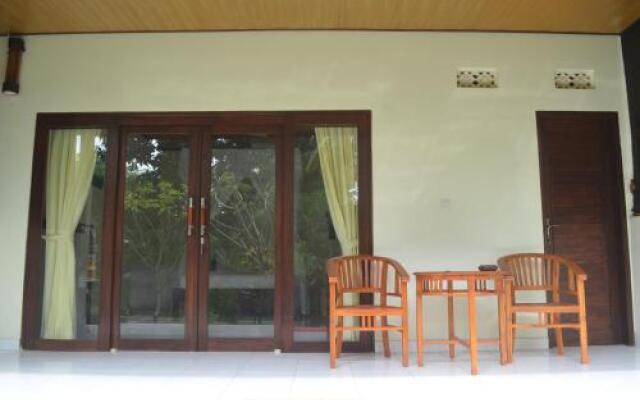 Kiki Homestay