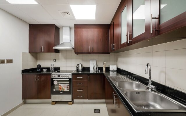 2BR apartment 2 minutes to beach Amwaj 4