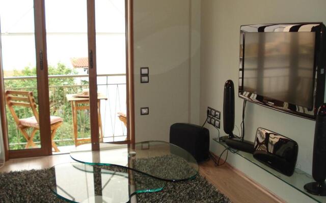 SoHoAthine Apartment