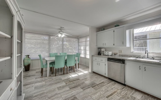 235 Mango - Sand Dollar