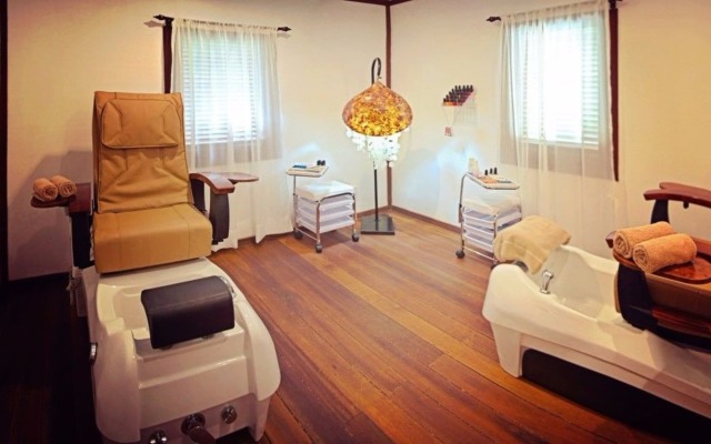 Yatule Resort & Spa