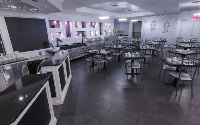 Avenue Plaza Hotel