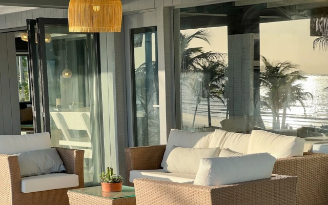 Club de Mar Condo Hotel