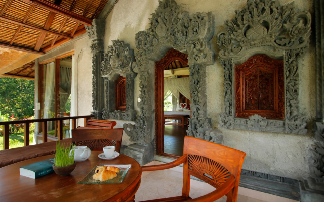 Santi Mandala Villa & Spa