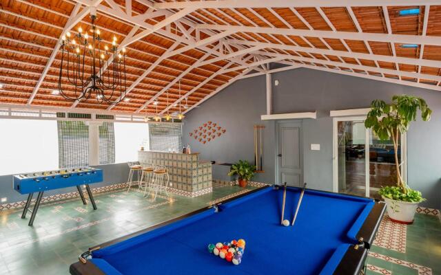 Elivaas Bludoor Luxury 5Bhk Villa With Private Pool