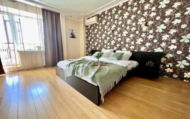 SunVille Apartments on Tikhomirnova Street